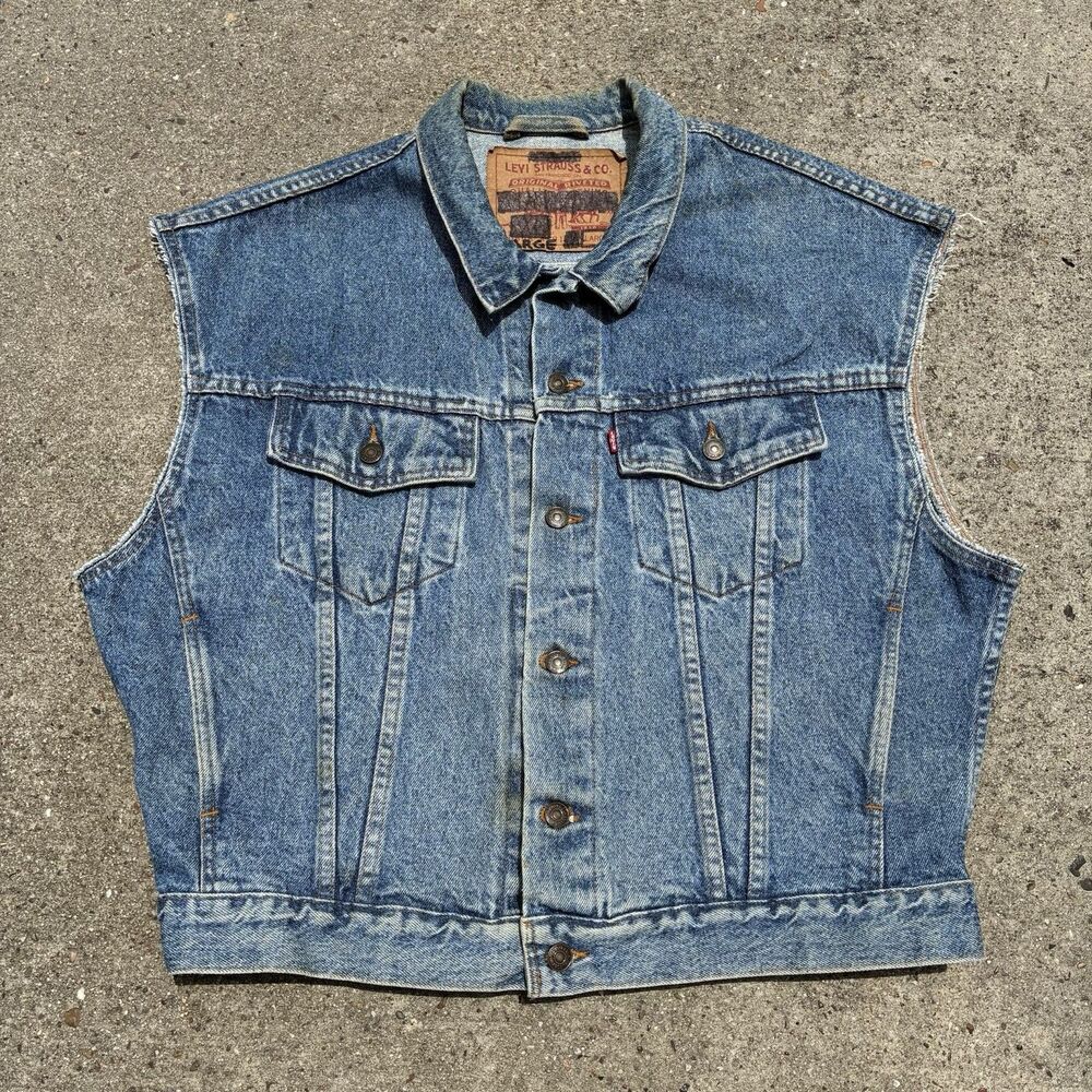 VTG 90s Levi's Trucker Denim Vest Made in USA 70598-4891 Mens Large Patch